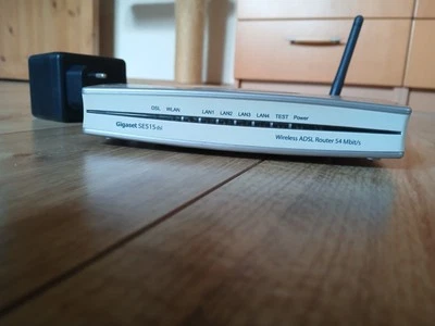 Siemens Gigaset SE515 dsl 54 Mbps 4-Port 100 Mbps Funk Router (SE515) - Bild 1 von 2