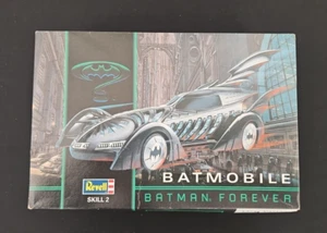 Vintage Model Kit #6720 Revell Batmobile Batman Forever 1:25 - Open/Unbuilt - Picture 1 of 12