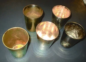 LOT x 5 Tassen gemischt Silber Teller und Messing Vintage wie abgebildet Leonard EPNS + andere - Bild 1 von 9