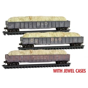 Micro-Trains N 98302243 Baltimore & Ohio Southern Weathered Gondola Hay Load Set - Picture 1 of 1