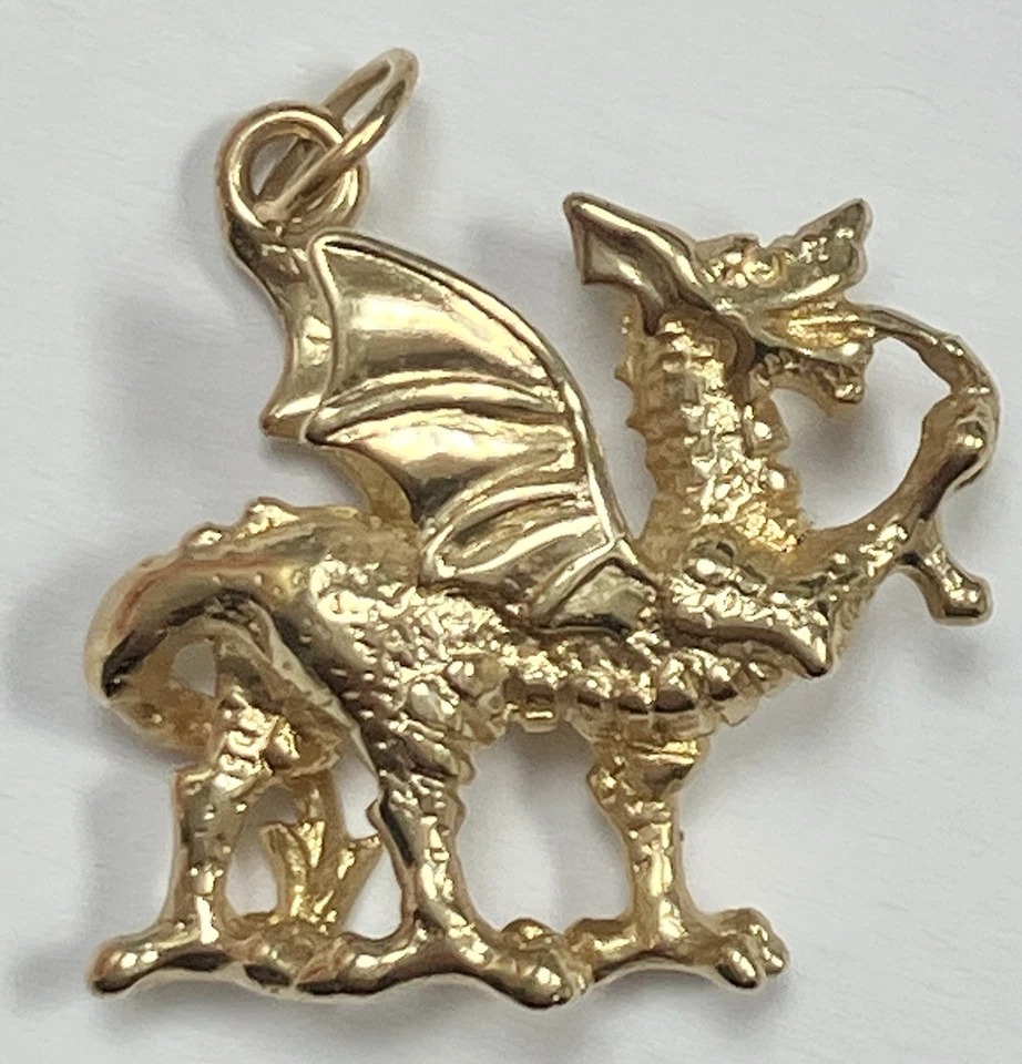 “9ct Yellow Gold Traditional Welsh Dragon Pendant Charm” - Image 1 of 4
