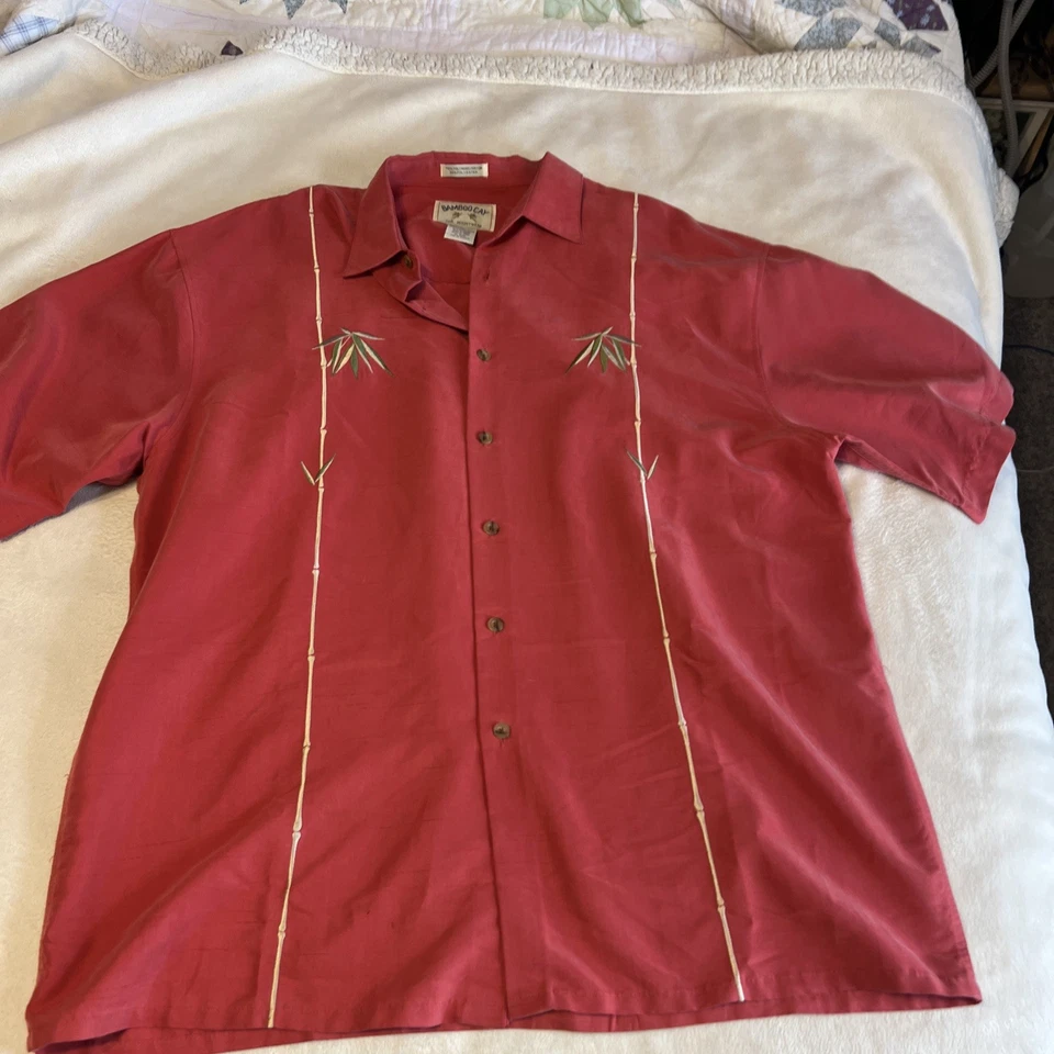 Camisa Hawaiana Bamboo Cay Para Hombres XL Bambú Árboles Rojo Modal Botón Suave Foto 1 de 4