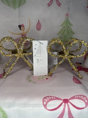 34th & Pine Gold Bow Tealight Holder Set - Image 1 of 4