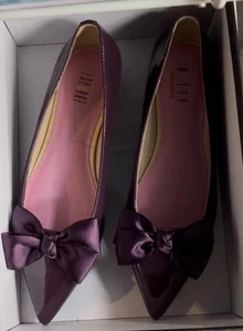 Esporre Púrpura Padres Cuero Slip On Show Point Interruptor Arco Satinado Nuevo en Caja - Imagen 1 de 4