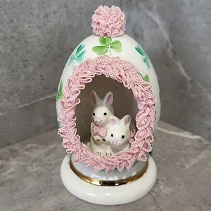 Irish Dresden Porcelain Pink Lace Easter Egg With Rabbits Shamrocks Ireland EUC - Picture 1 of 11