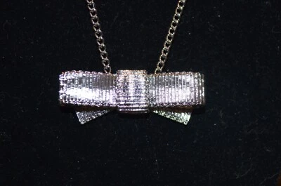 Collar Cookie Lee/Vivi Plata Glam Bow Nuevo con Etiquetas Foto 1 de 4