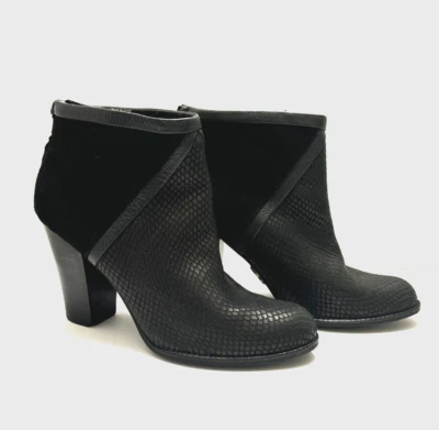 Fossil Mujeres Negro Gamuza Cuero Tacón Botines Cremallera Trasera Patrón Serpiente Talla 9 Foto 1 de 4