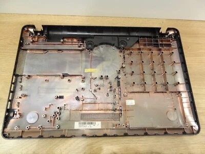 ASUS X540U Gehäuse Unterschale Unterteil mit Lautsprecher. - Bild 1 von 3