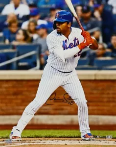 METS GREAT DOMINIC SMITH HAND SIGNED BATTING 16X20 PHOTO. FANATICS COA. - Picture 1 of 1