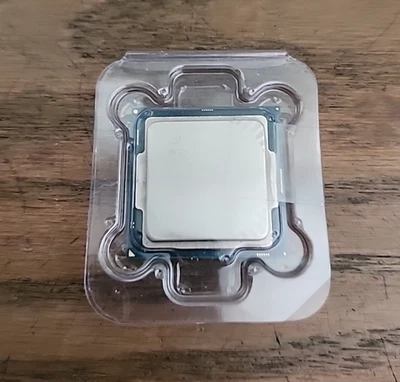 INTEL Pentium G4400 SR2DC 3,30 GHz 3 MB 54 W SKU 15450 Foto 1 de 3