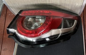 GENUINE HSV 2013-2017 VF GTSR-GTS-CLUBSPORT-SENATOR SEDAN RHS TAIL LIGHT!! - Picture 1 of 19