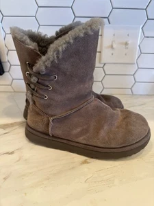 UGG Constantine Boots Womens Size 7 Charcoal Suede Leather Side Lace Pull-On - Picture 1 of 8