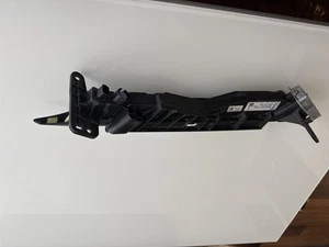 Porsche Cayenne Standlicht LED vorne links9Y095308 15.2.2024 - Bild 1 von 6