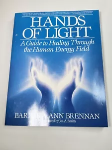 Hands of Light : A Guide to Healing Through the Human Energy Field -Brennan - Imagen 1 de 3