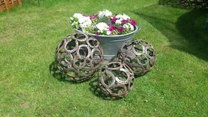 Hufeisenkugel Hufeisen Kugel Garten Deko Edelrost 30+40+50 cm 3 stk - Bild 1 von 2