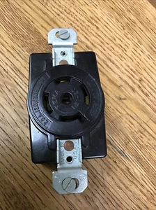 NEMA L21-20 Bryant 20A 120/208V3PHASE RECEPTACLE - Picture 1 of 4