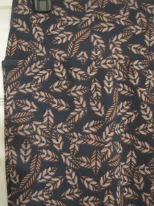 Lularoe Cassie Bleistift Stretch Rock - blaue Federn rosa wunderschön - Small - Bild 1 von 4