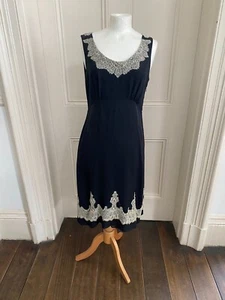 DKNY Black and cream lace 100% silk shift dress size 8 BNWOT - Picture 1 of 8