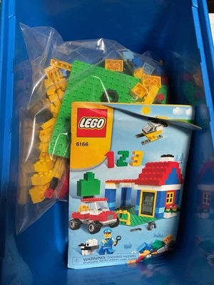 LEGO Brick Tub 6166 Ultimate Building Set Complete All Pieces - Image 1 of 4