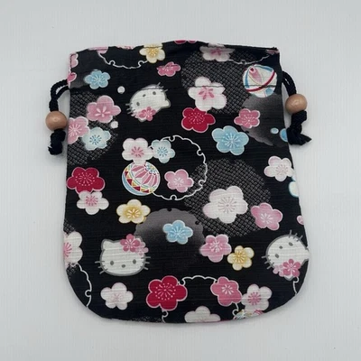 Bolsa de cordão Hello Kitty Sanrio Sakura Blossom Japão 2016 - Imagem 1 de 4