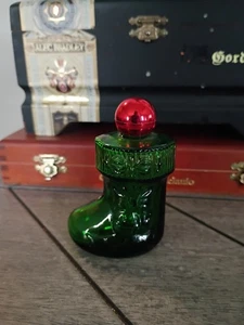 VINTAGE AVON 70's "Christmas Surprise" Green Glass Christmas Stocking Boot Empty - Picture 1 of 2