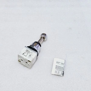 CONTROLADOR JOYSTICK SCHNEIDER 9001K73 - Imagen 1 de 10