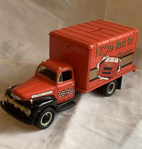 Old Dutch Beer vintage Straight Truck First Gear Delivery CMW