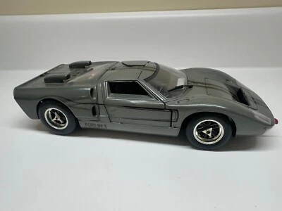 1/18 Universal Hobbies Ford 3008 GT40 - Image 1 of 4