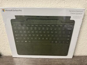 Microsoft Surface Pro Signature Keyboard Surface Pro 8/9/ X (Forest) | Sealed - Photo 1/7