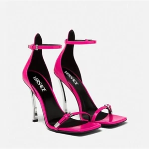 Versace Medusa Aevitas Hot Pink Stiletto Sandals Size 41/US 10 Strappy Heels NEW - Picture 1 of 13