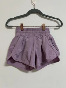 Lululemon Tracker Short Womens Size 2 Rare Lavender Purple Color Liner Lined - Picture 1 of 9