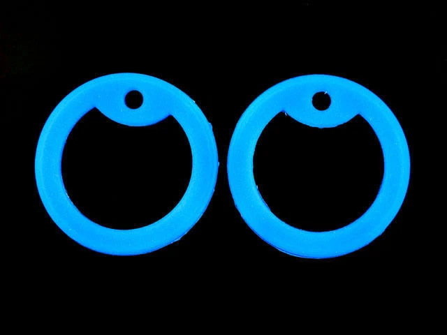 4 Silenciadores de goma de silicona azul brillante en la oscuridad militar ejército etiqueta de perro Foto 1 de 1