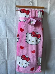 ๐ Hello Kitty Valentine Pink Red Hearts Red Bow 60โ x 70" Plush Throw Blanket - Picture 1 of 3