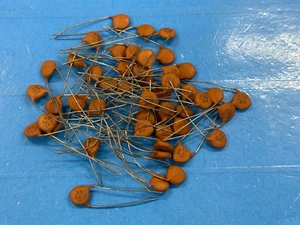 3H 50-pcs KCK Vintage Ceramic Disc Capacitors 470pf ±20% UK148 - Picture 1 of 2