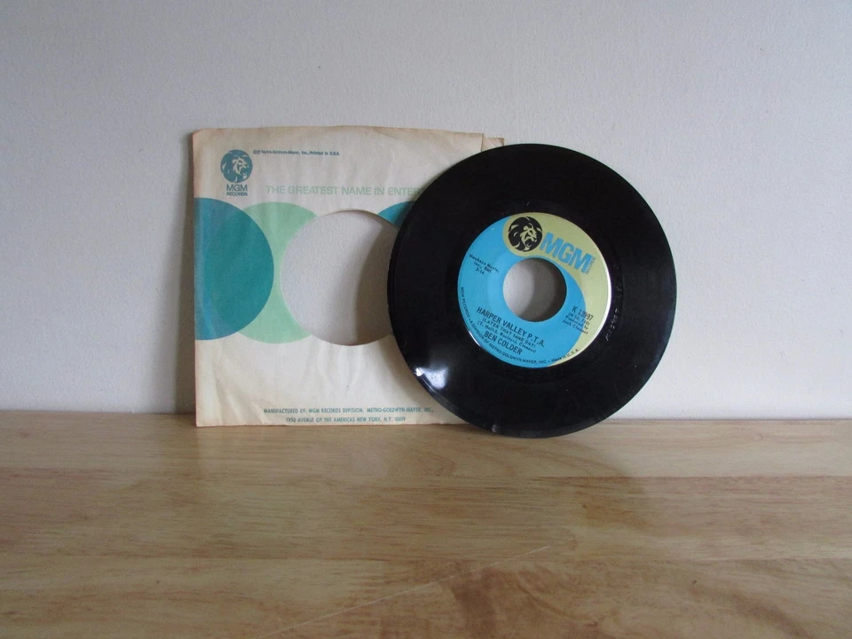 BEN COLDER Harper Valley PTA / Folsom Prison Blues No 1-1/2 7" Record 45 RPM MGM - Image 1 of 2