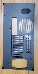 Panel trasero W1-C para estuche de sistema Thermaltake Core W100 - Imagen 1 de 1