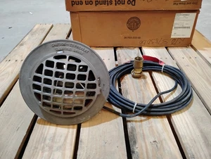Hydrel Submersible Light with Approximately 40' Power Cable - Picture 1 of 8