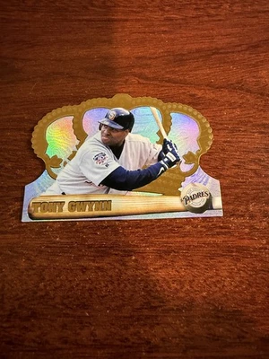 Pacific Crown Royale #116 1998 Tony Gwynn Salón de la fama Foto 1 de 2