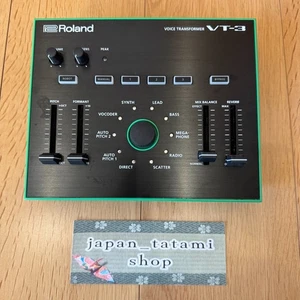 ROLAND VT-3 AIRA VOICE TRANSFORMER AND VOCAL EFFECTS PROCESSOR W/ A/C ADAPTER - Picture 1 of 9