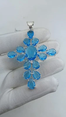 Colgante Cruz Topacio Azul Hecho a Mano - Chapado en Plata Regalo Espiritual Joyería Foto 1 de 4