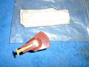 Toyota Camry, Carina E, Celica, Corolla, AE86, Landcruiser J7 Genuine Rotor Arm - Picture 1 of 2