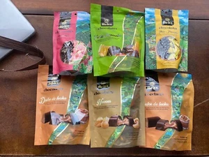 Britt Chocolate Pack of 6- 2 Dulce de Leche, 1 Nueces, 1 Pineapple, Tropical Fru - Picture 1 of 4