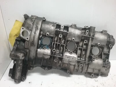 Cubierta de culata de válvula de motor Porsche Boxster 1997-2000 996 104 227 0R 2,5 L Foto 1 de 4