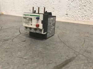 Schneider Electric Tesys Thermal Relay LRD03 690V ~ 6kV 5945-14-546-5622 - Picture 1 of 9