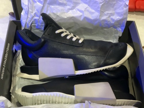 ADIDAS RO LEVEL RUNNER LOW SE LATTE NERO [S841] US 5.5 UK 5 EUR 38