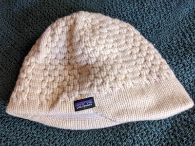 Sombrero de invierno tejido mezcla de lana PATAGONIA para mujer talla única para todos adultos blanco crema Foto 1 de 2