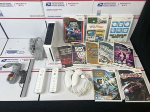 Nintendo Wii Console Bundle W/ Super Mario + 10 Games- SAME DAY SHIP -WARRANTY!! - Picture 1 of 9