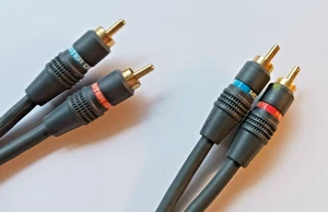 Monster Interlink 100 RCA Audio Cable, 1.5 Meter 4.8 Feet RCA to RCA Plugs Cable - Picture 1 of 3