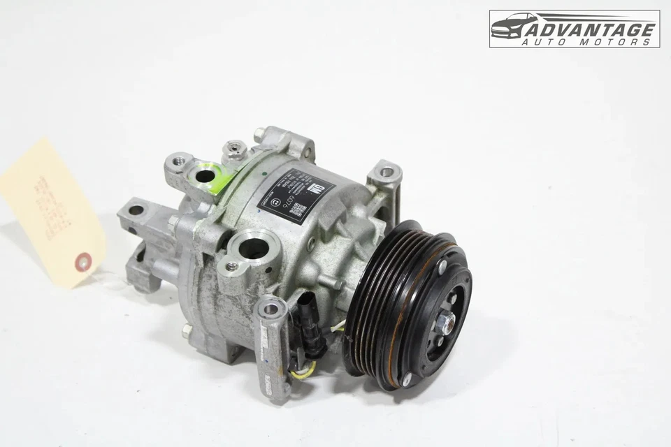 COMPRESOR Y EMBRAGUE AIRE ACONDICIONADO CHEVROLET TRAX 1.2L L3 AC 2024-2025 OEM Foto 1 de 4