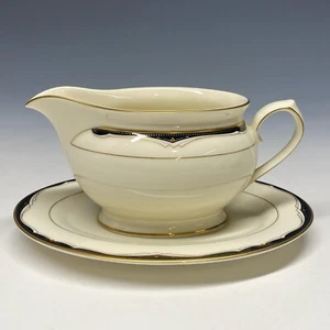 Mikasa Fine Ivory Ambassador Black LAP01 Gravy Boat with Plate - Picture 1 of 5